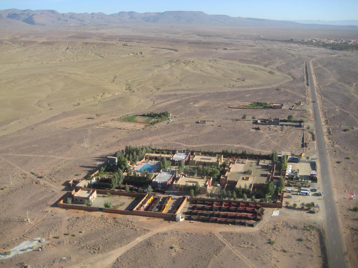 Hotel Kasbah Meteorites Imi n'Ouzrou Esterno foto
