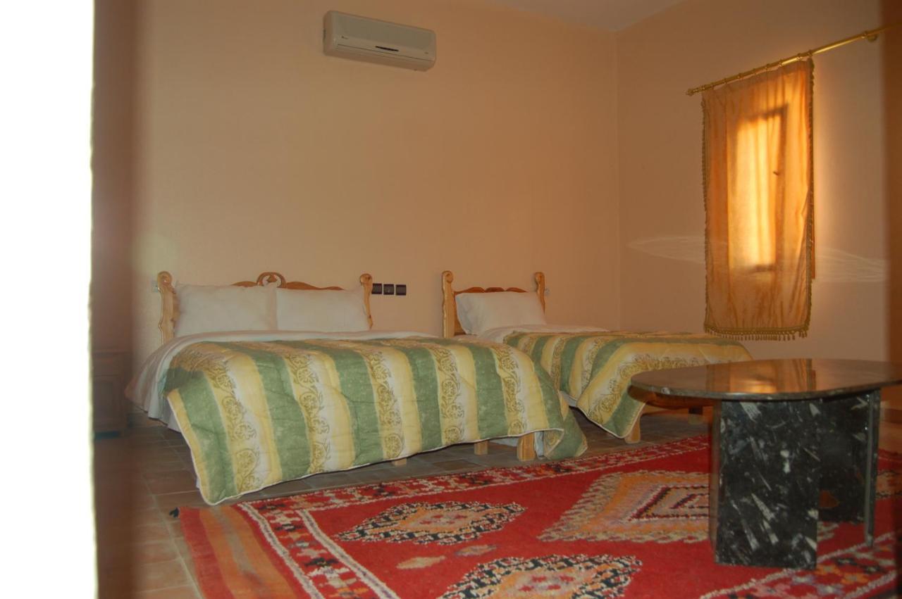 Hotel Kasbah Meteorites Imi n'Ouzrou Esterno foto